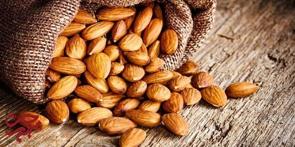 پسته و بادام برای کبد چرب