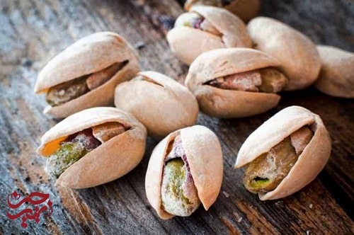 نحوه تشخیص پسته تازه