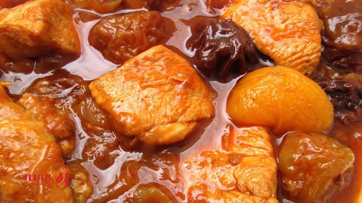 خورش مرغ و آلو