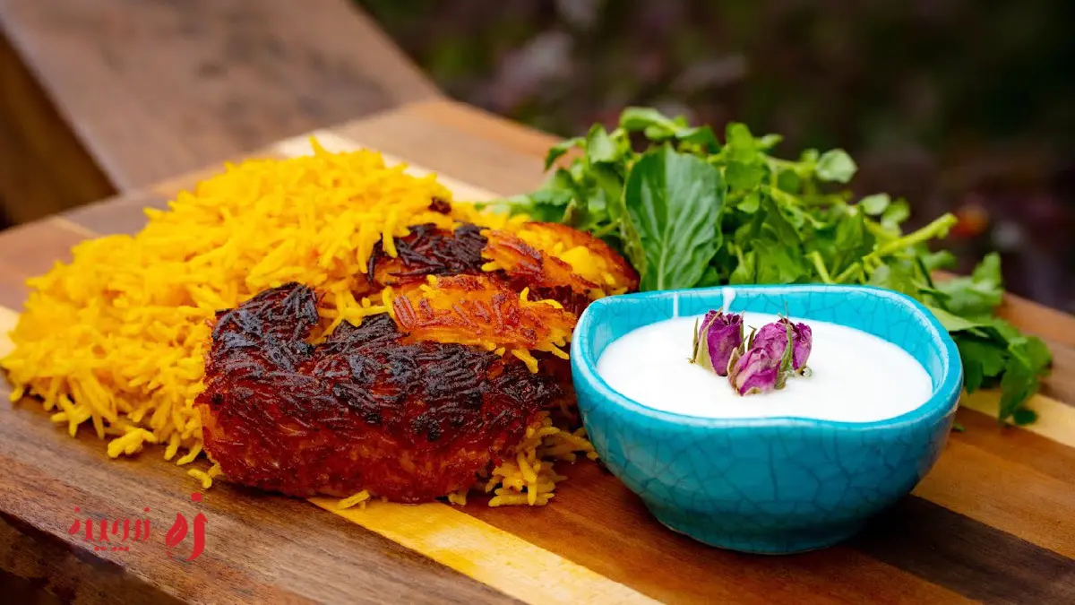 دمی گوجه با مخلفات