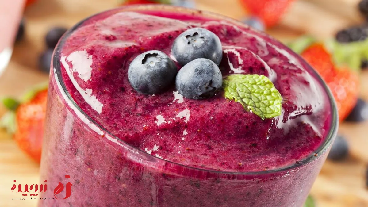طرز تهیه اسموتی تمشک